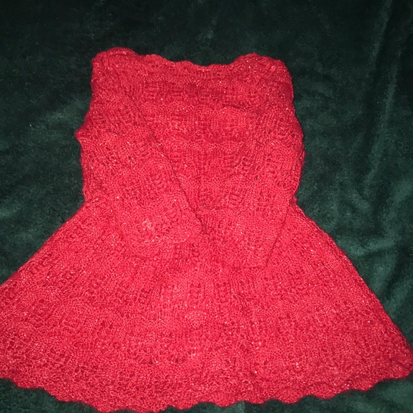 Beautiful little Red Crocheted girls dress - Picture 4 of 7